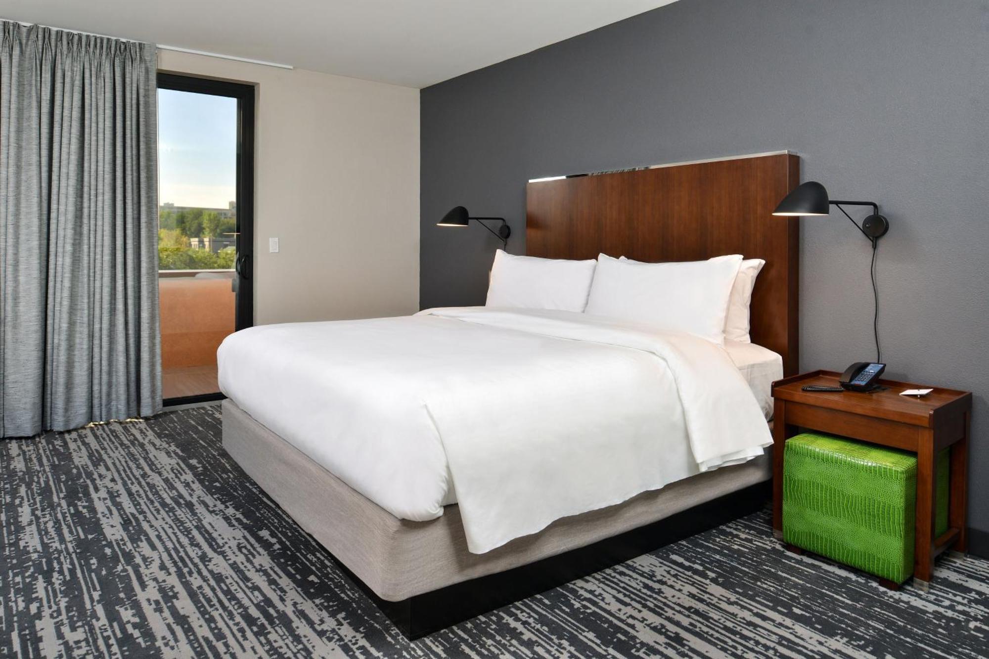 Four Points By Sheraton Omaha Midtown Ngoại thất bức ảnh